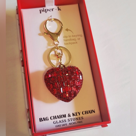 Viral TikTok Piper K Big Red Heart Glass Stone Bag Charm and Key Chain NWT NIB - Picture 2 of 8